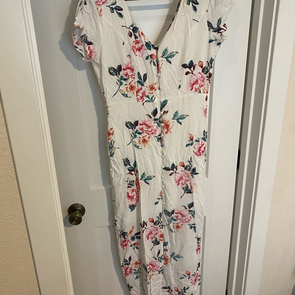 Charlotte Russe White Floral Midi Dress